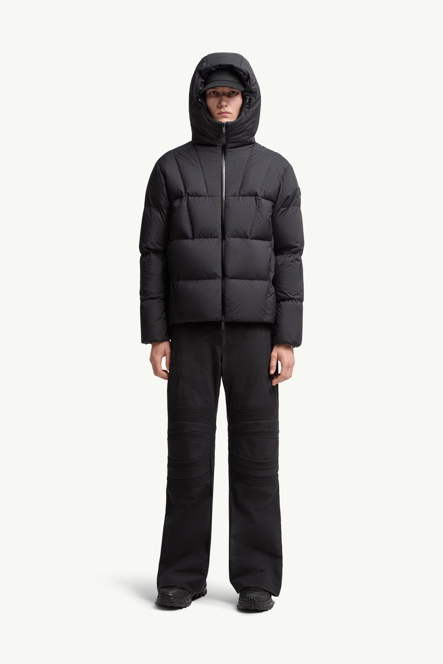 Fusain Hooded Short Down Jacket