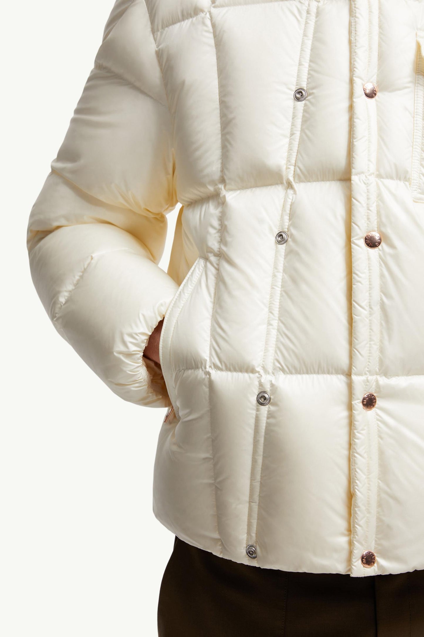 Serfanto Hooded Short Down Jacket