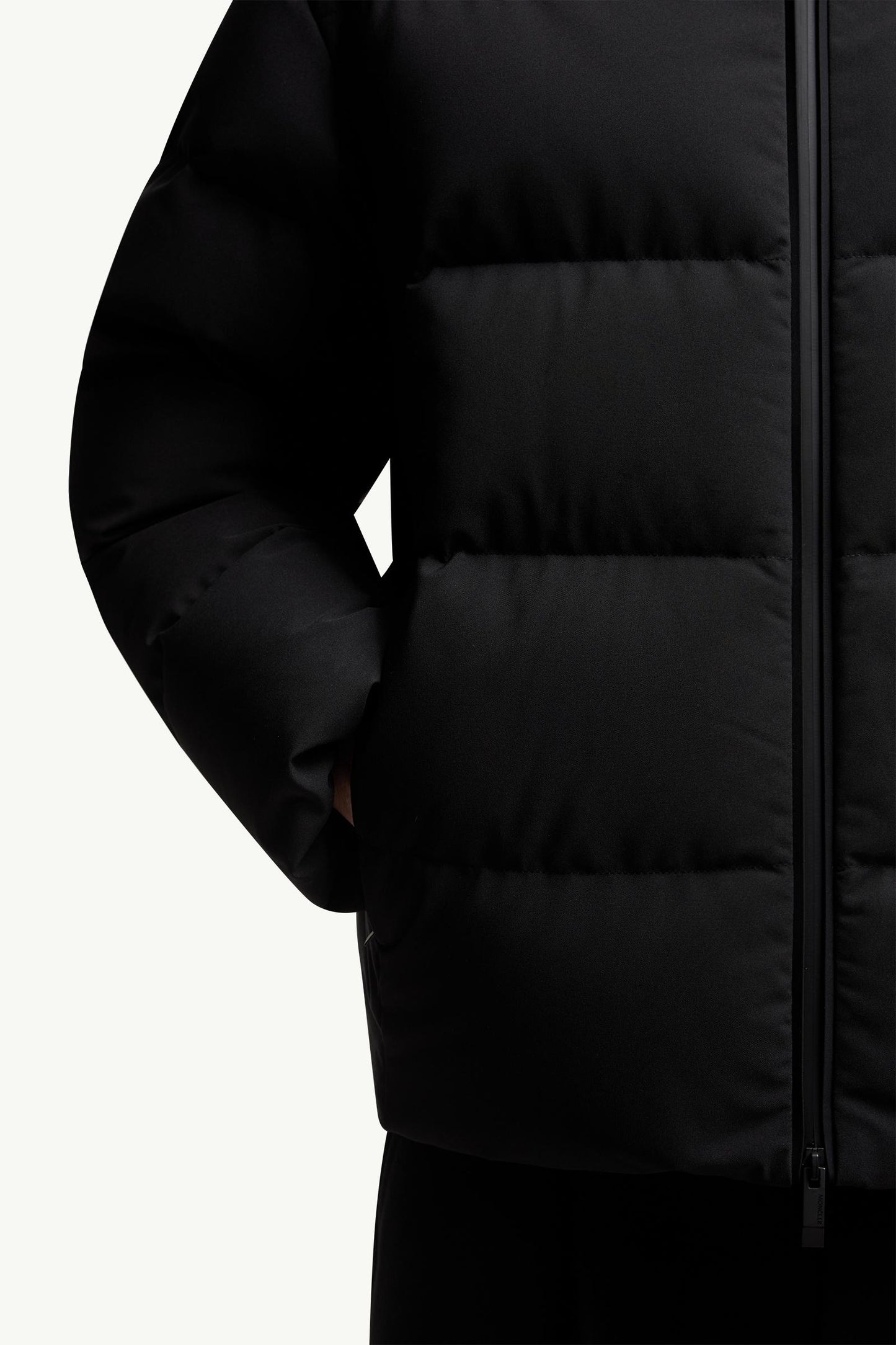 Languedoc Hooded Short Down Jacket