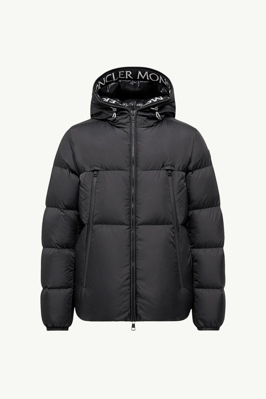 Montcla Hooded Short Down Jacket
