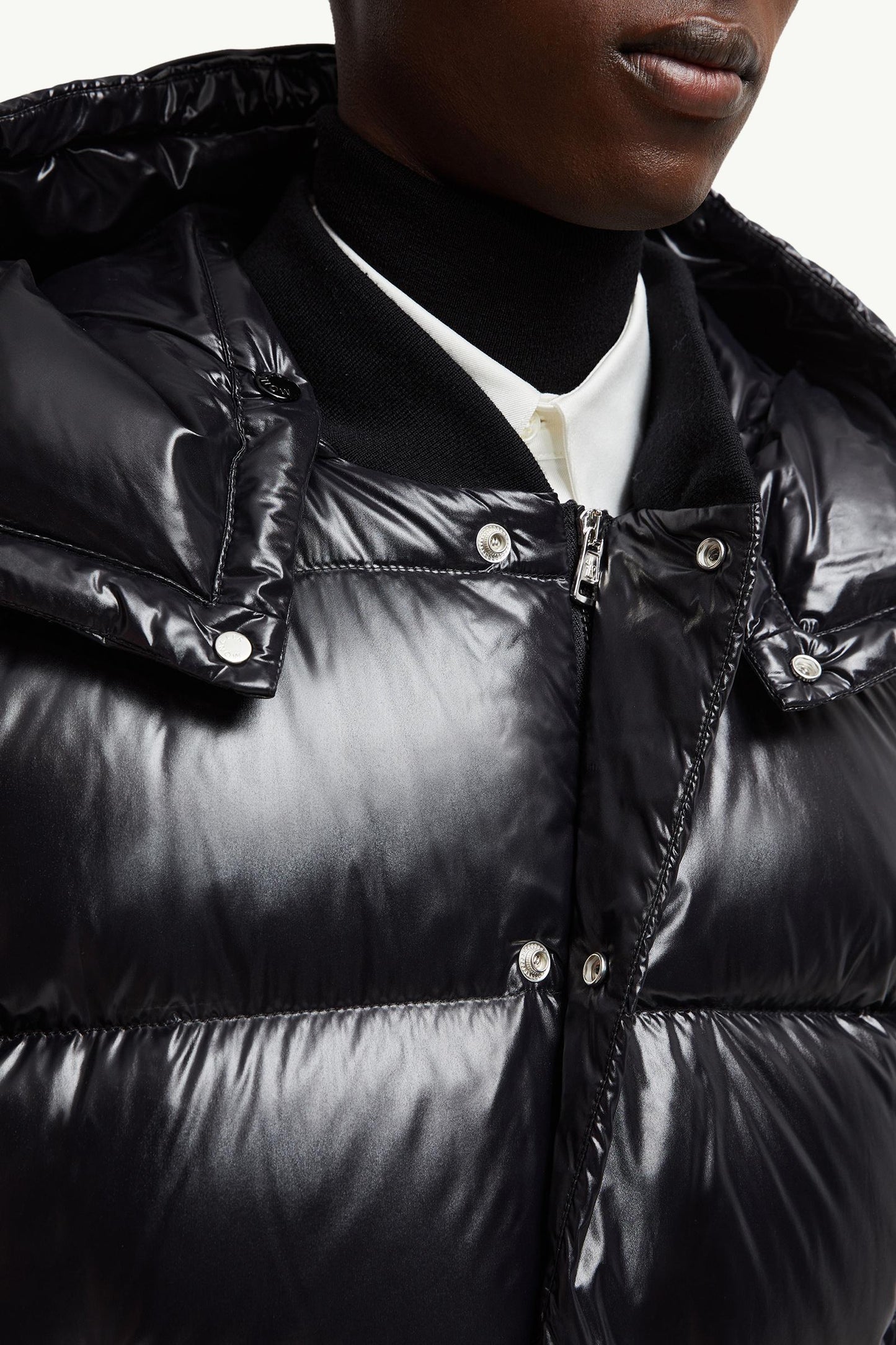 Maljasset Hooded Short Down Jacket