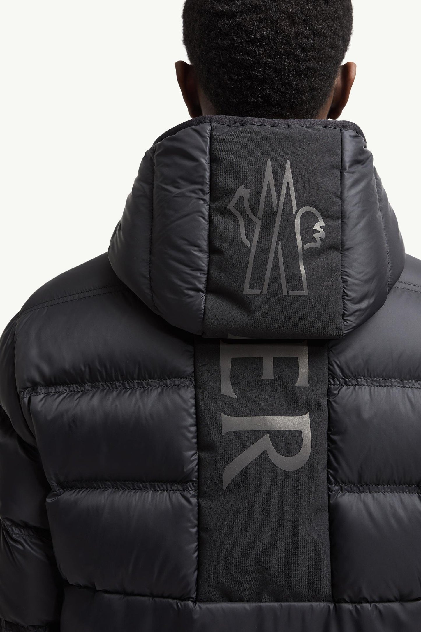 Gardy Hooded Short Down Jacket