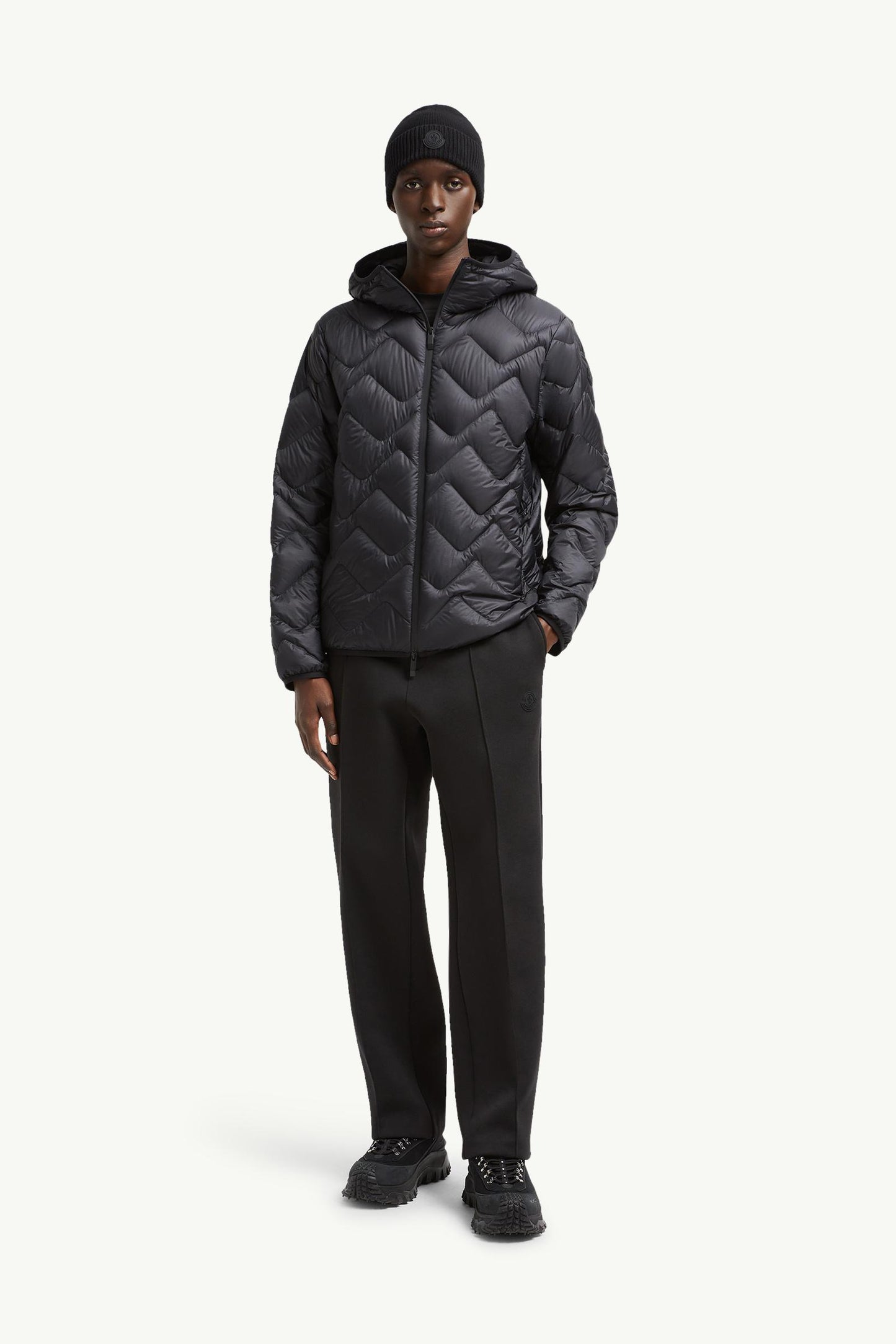 Bimont Hooded Wave-Quilted Short Down Jacket