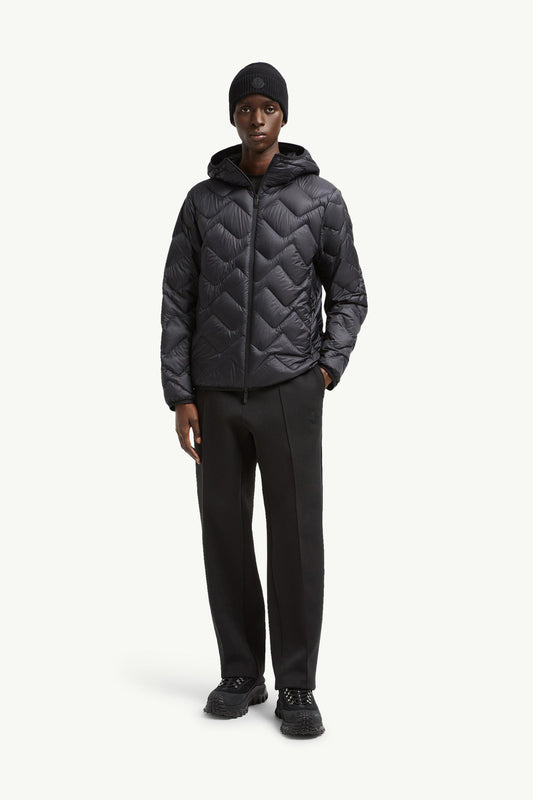 Bimont Hooded Wave-Quilted Short Down Jacket