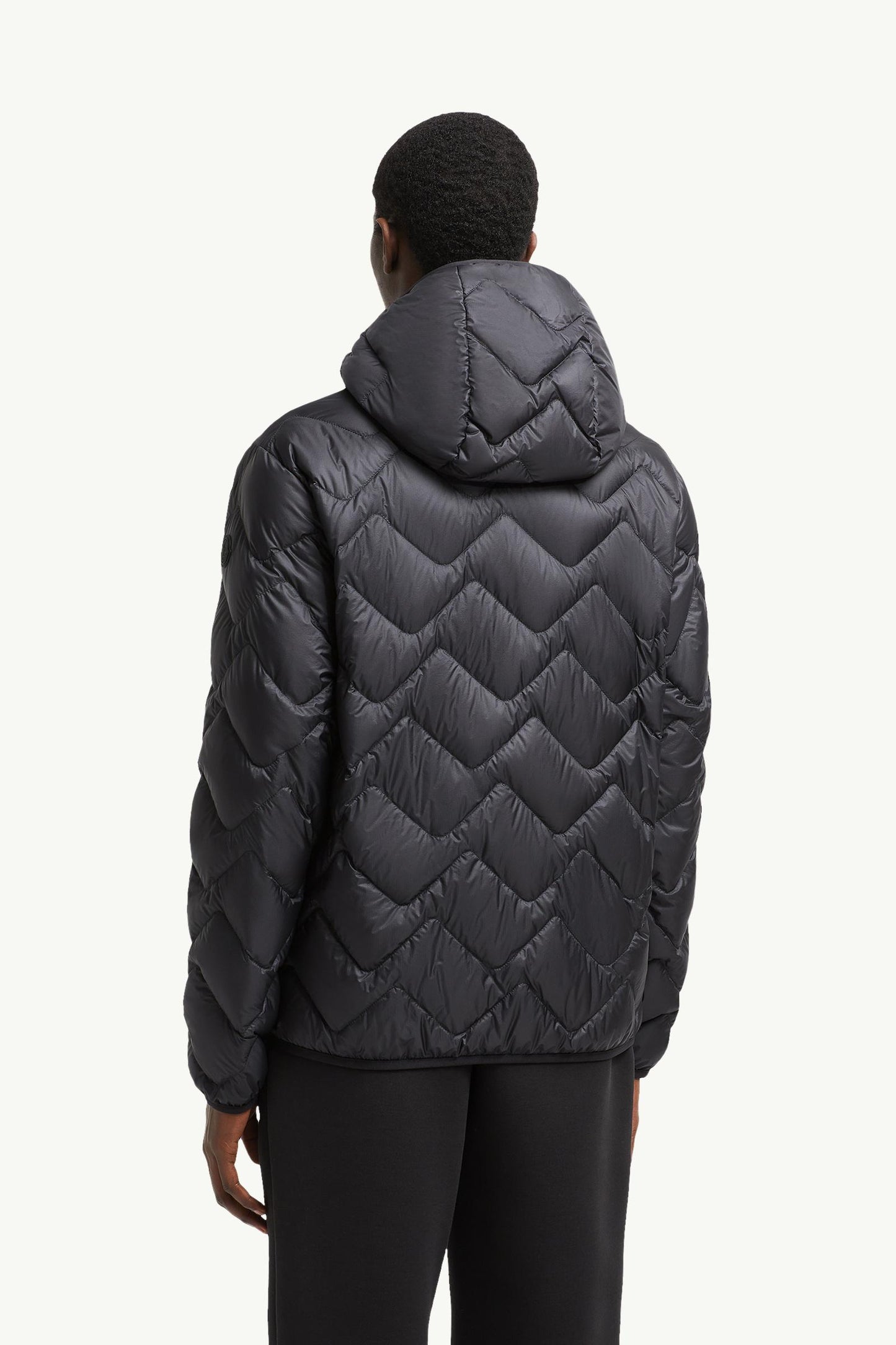 Bimont Hooded Wave-Quilted Short Down Jacket