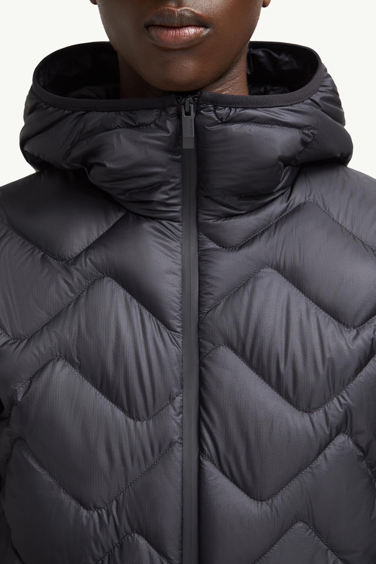 Bimont Hooded Wave-Quilted Short Down Jacket