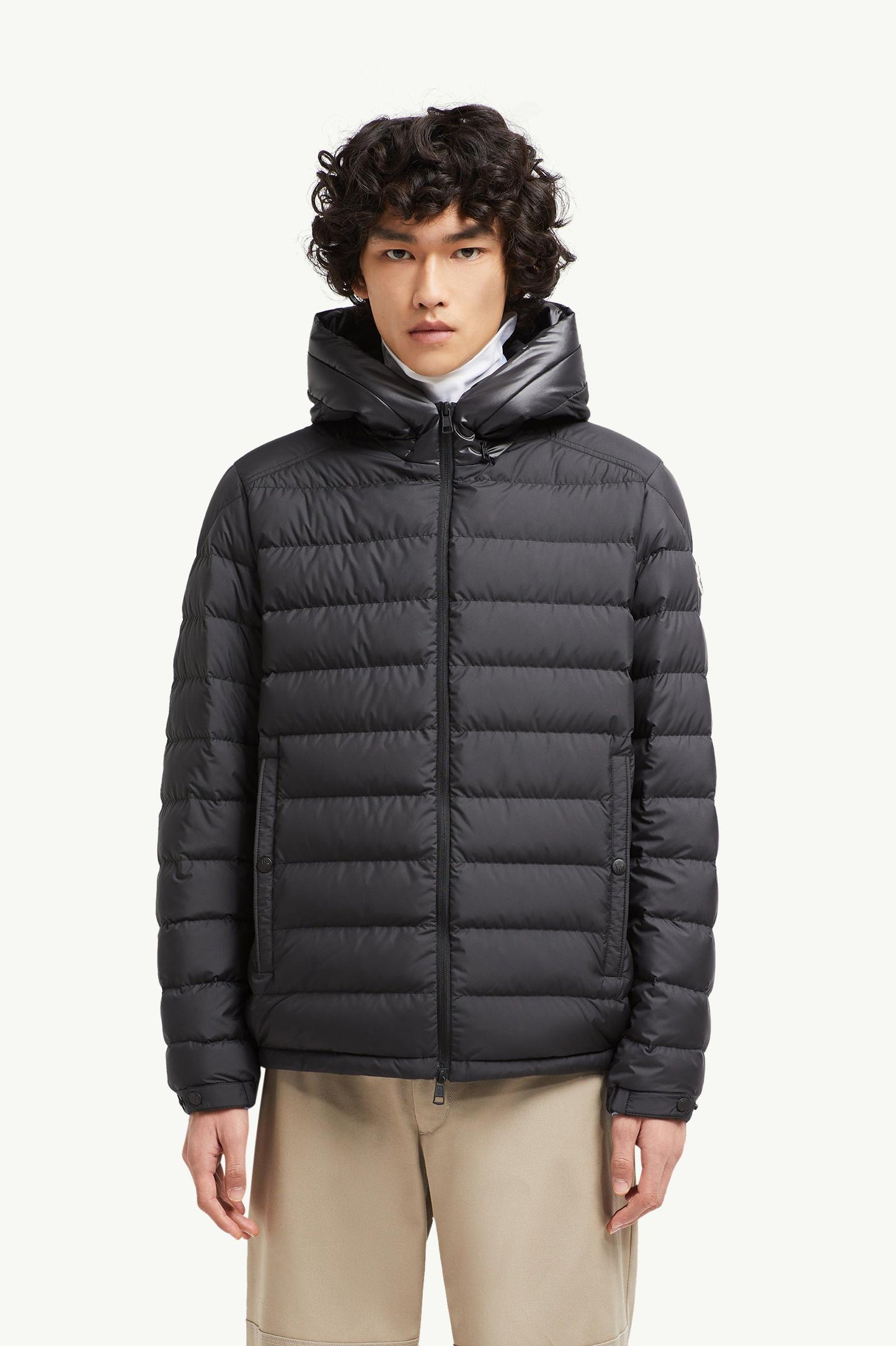 Chevrerie Hooded Short Down Jacket
