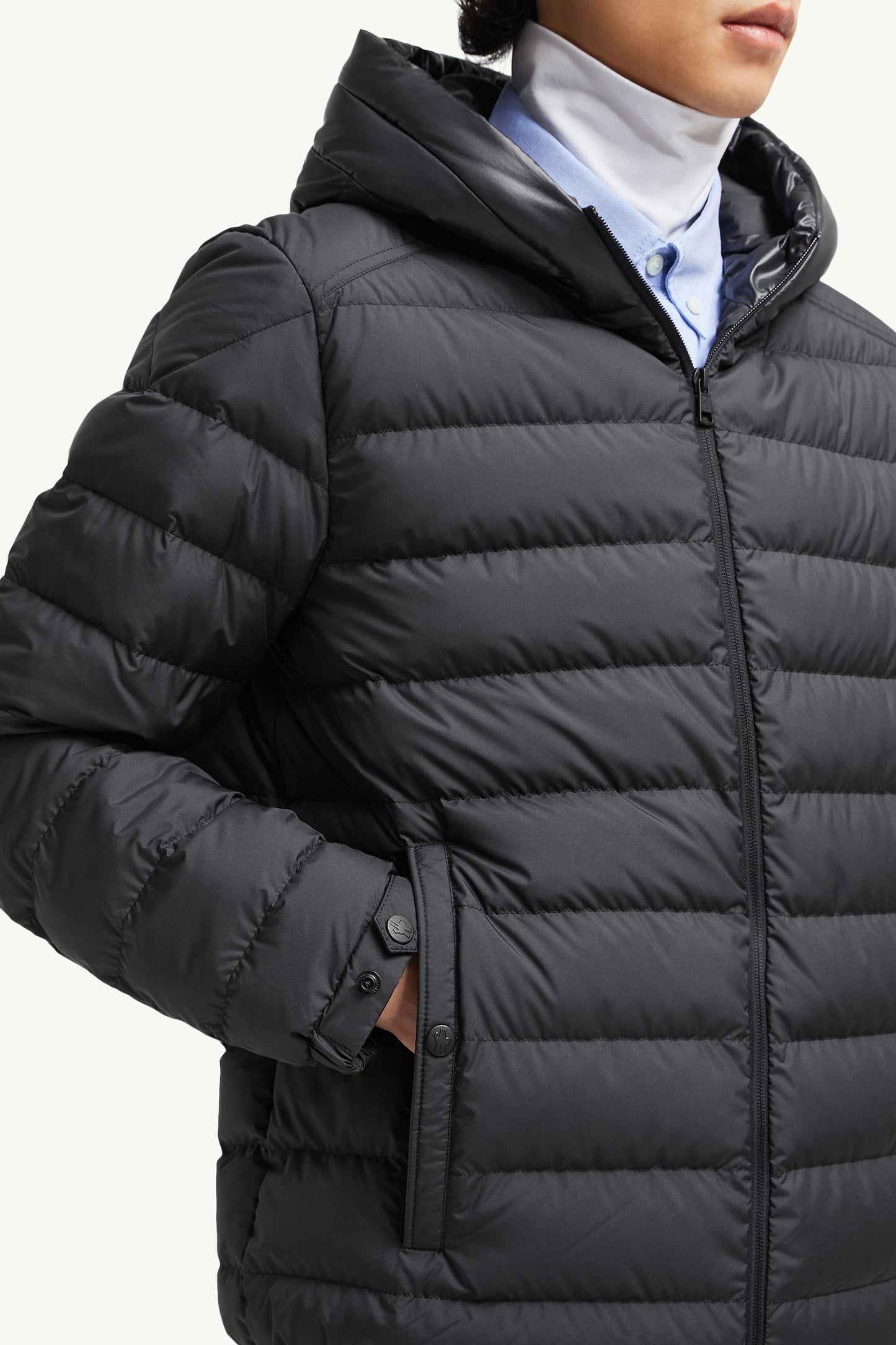 Chevrerie Hooded Short Down Jacket