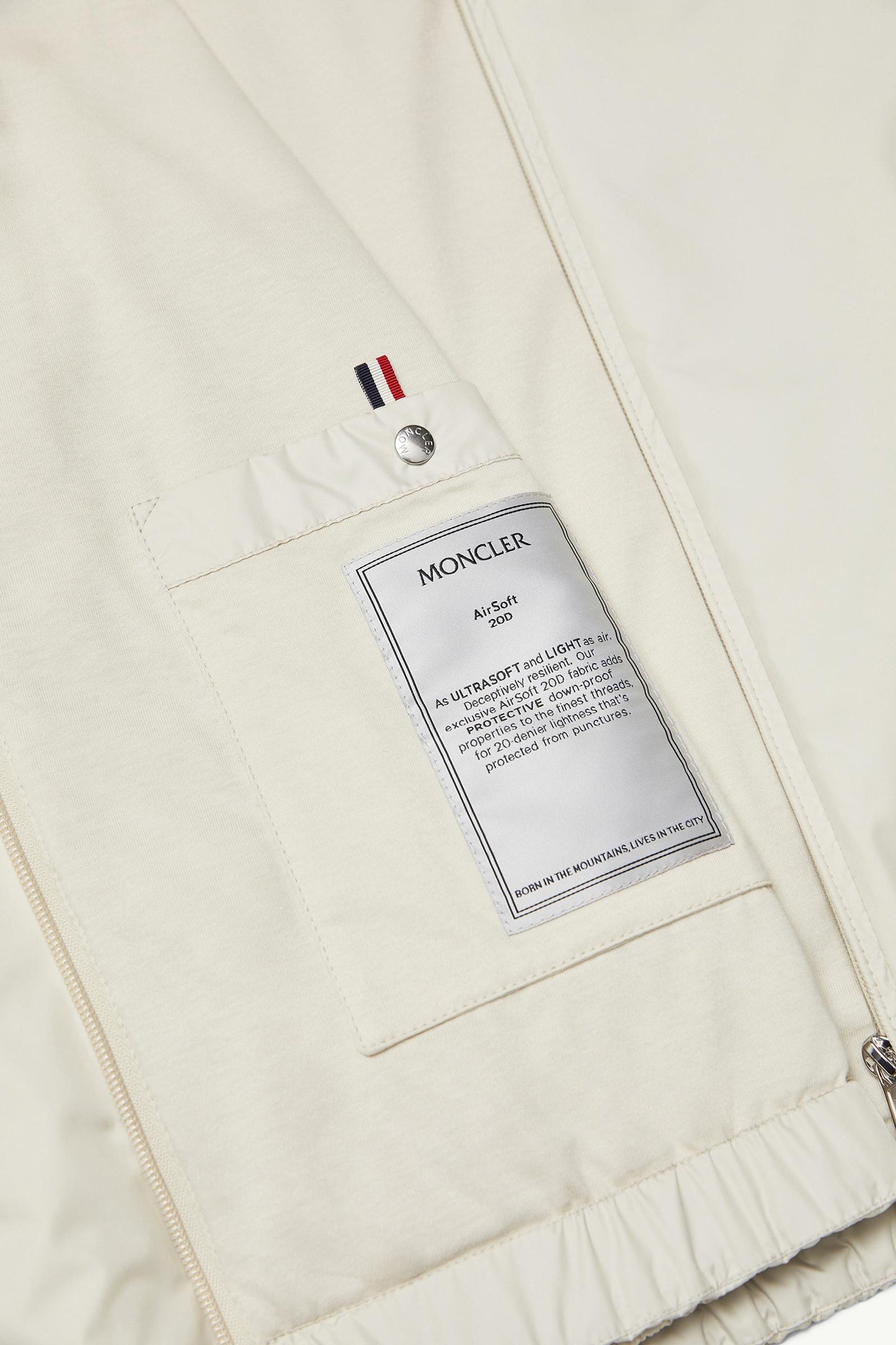 Domene Hooded Windbreaker