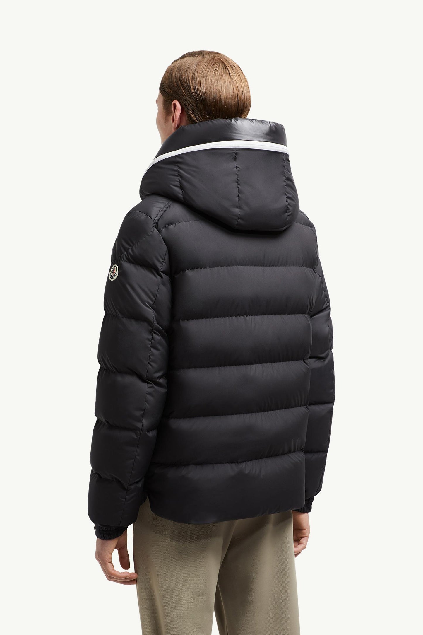 Cardere Hooded Short Down Jacket