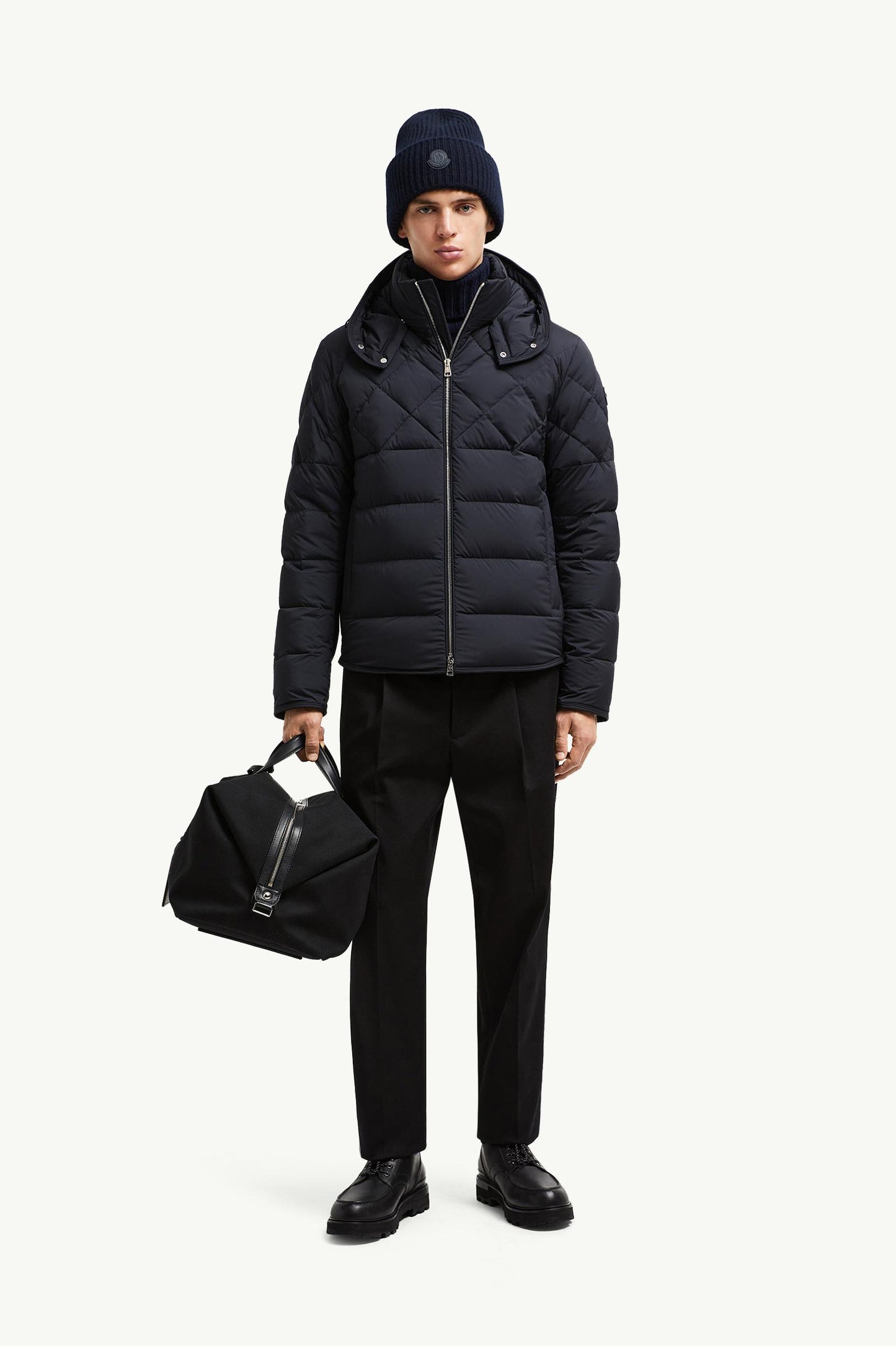 Cecaud Hooded Short Down Jacket