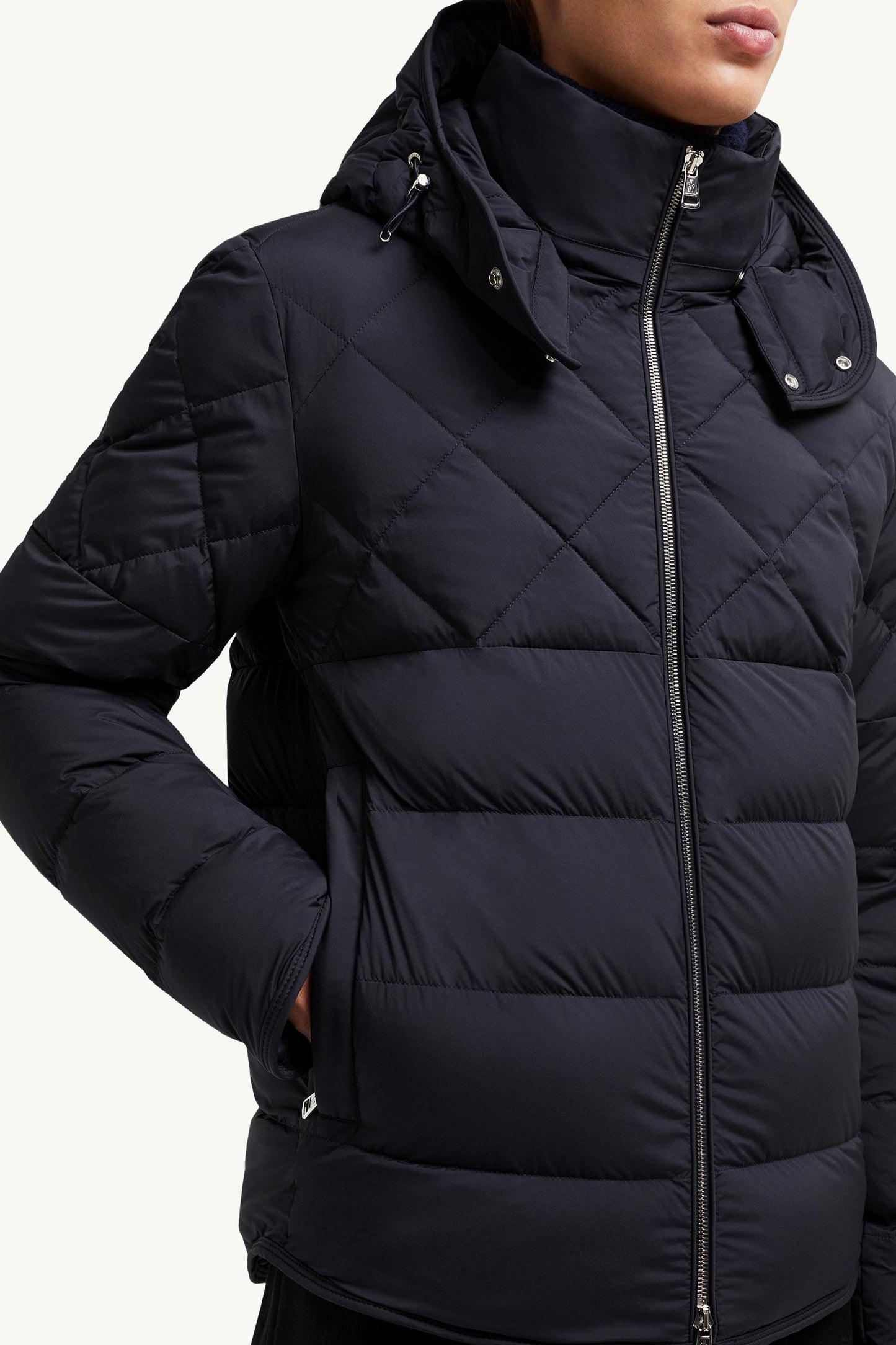 Cecaud Hooded Short Down Jacket