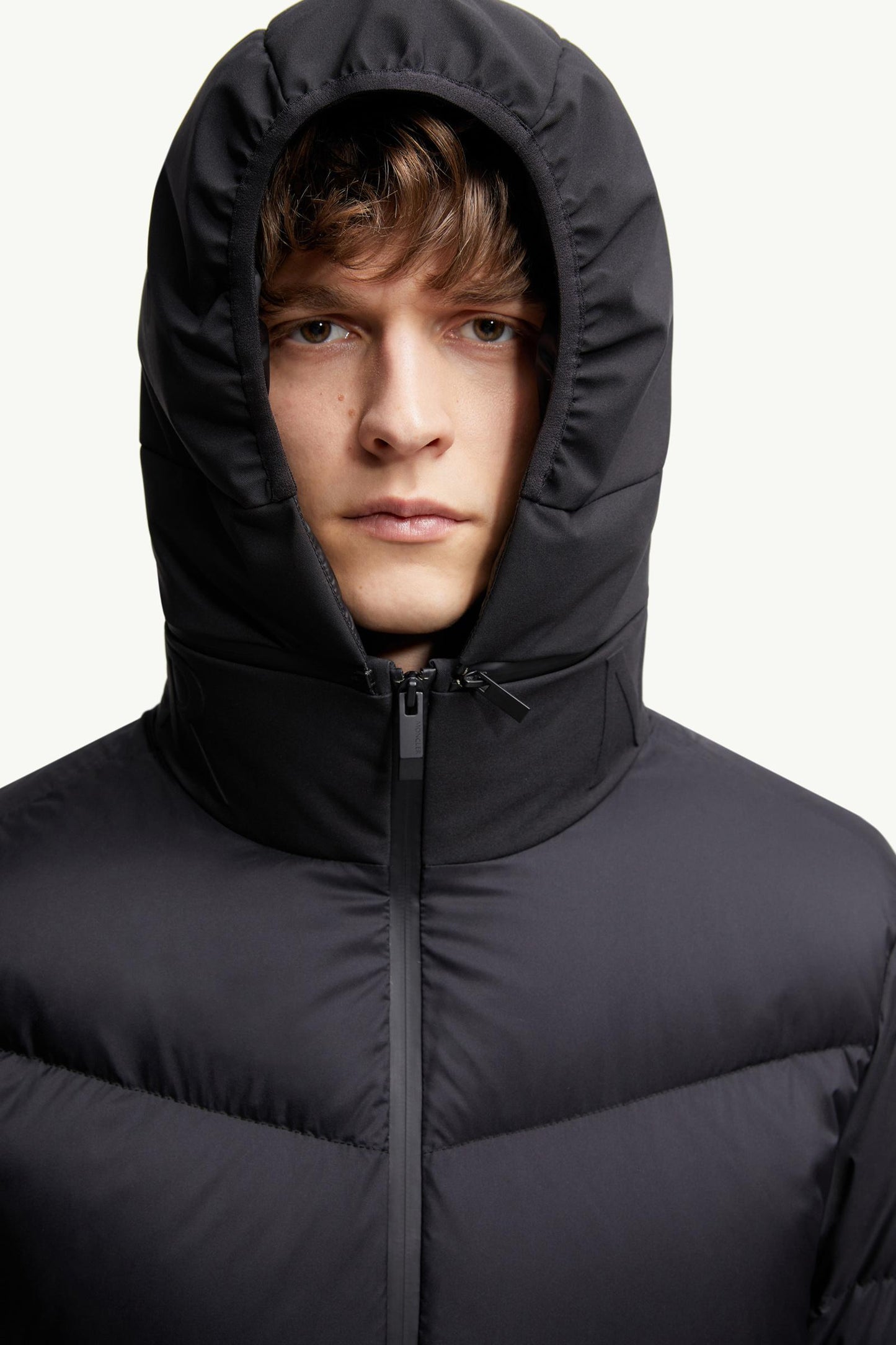 Forez Hooded Short Down Jacket