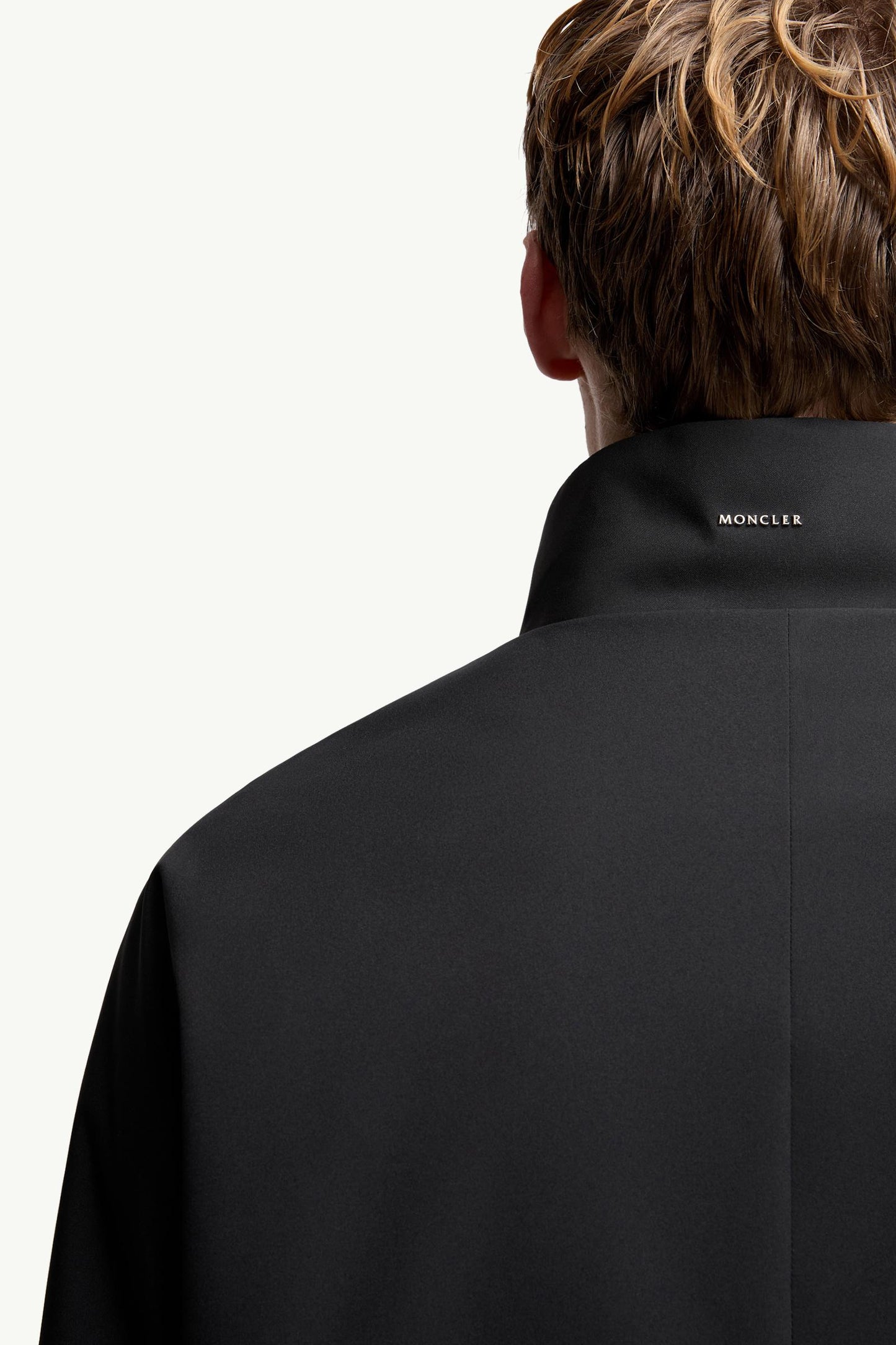 Egoutelles Short Down Jacket