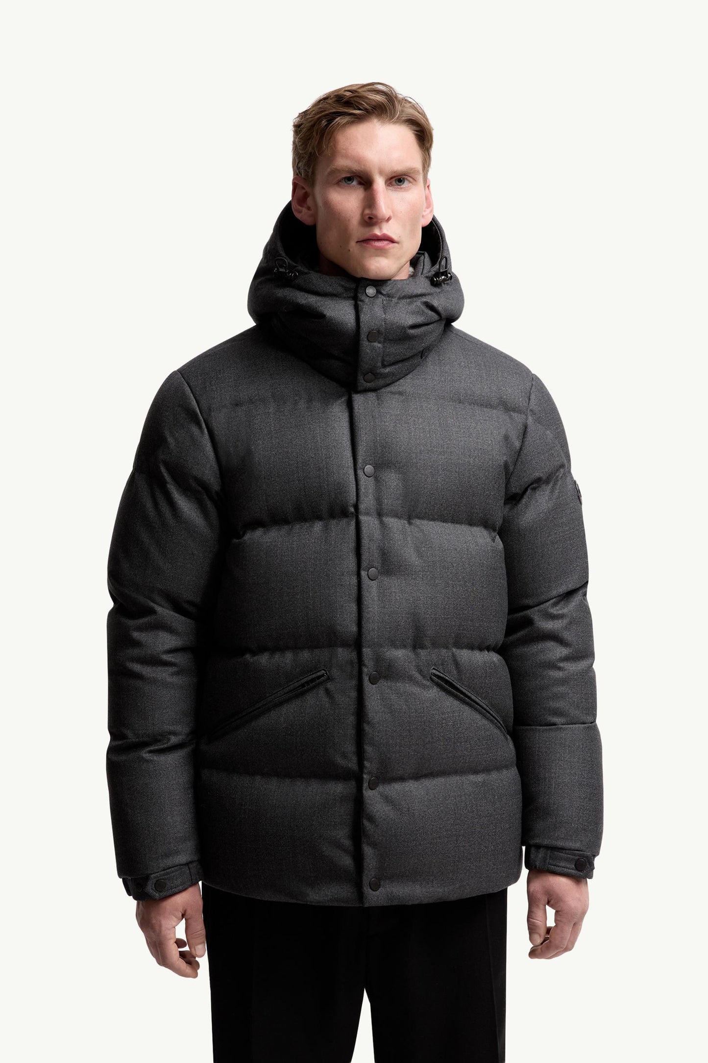 Eawy Hooded Wool Short Down Jacket