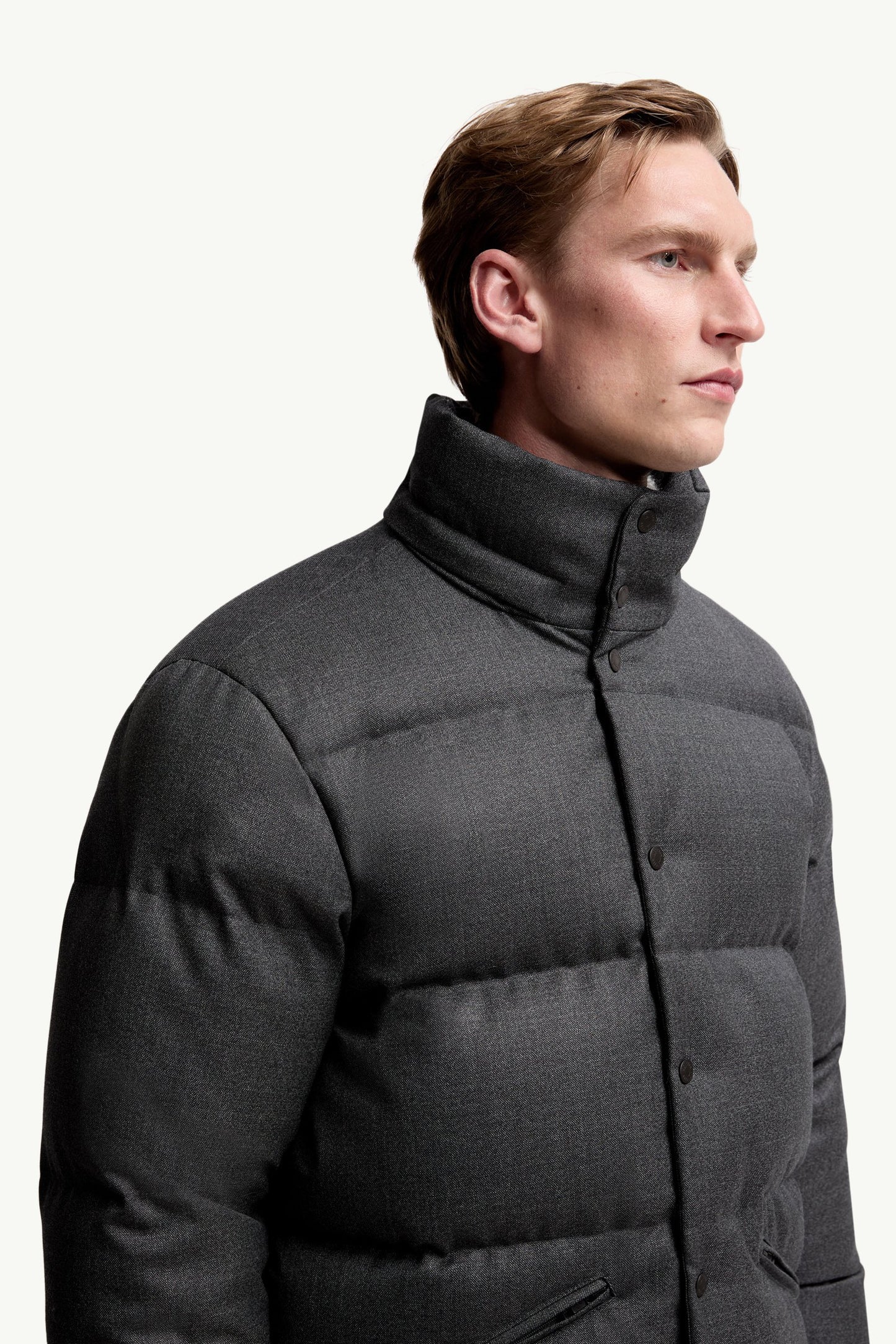 Eawy Hooded Wool Short Down Jacket