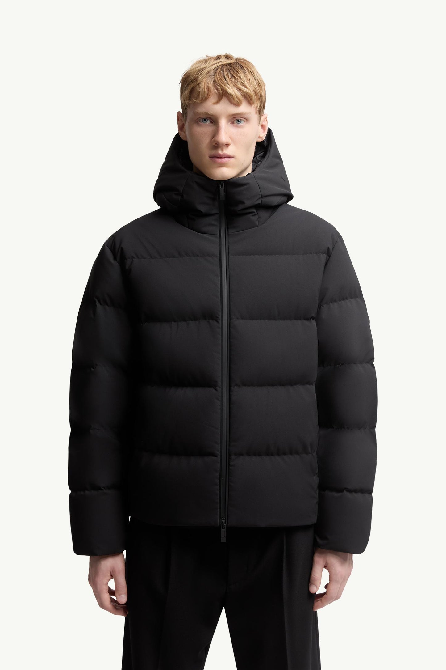Languedoc Hooded Short Down Jacket