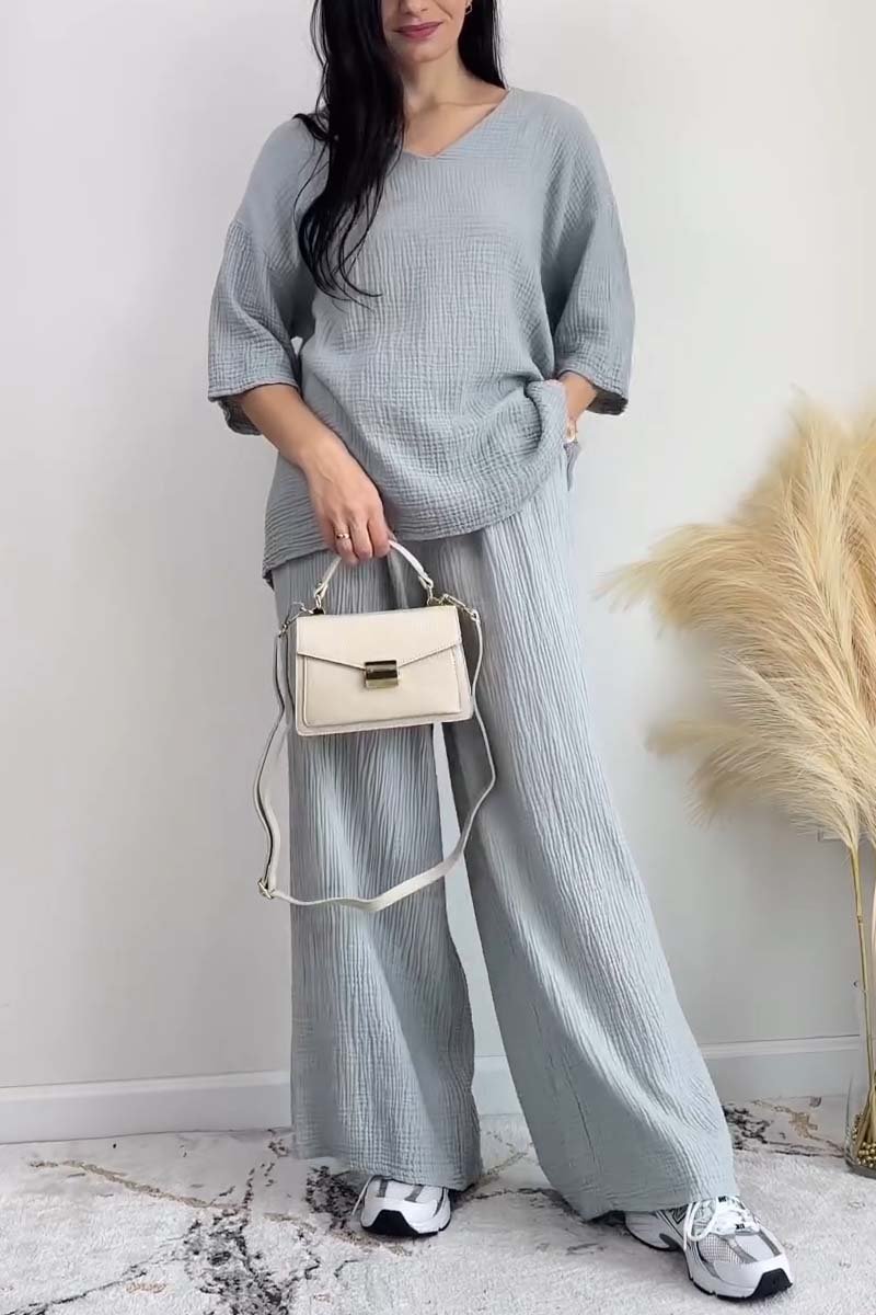 Women's casual V-neck short-sleeved solid color two-piece set